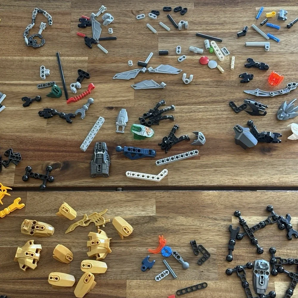 LEGO BIONICLE Hero Factory Bulk Lot of 200+ Parts Pieces 1 LB+ SEE PICTURES!